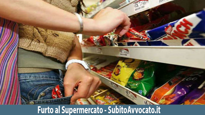 furto nel supermercato